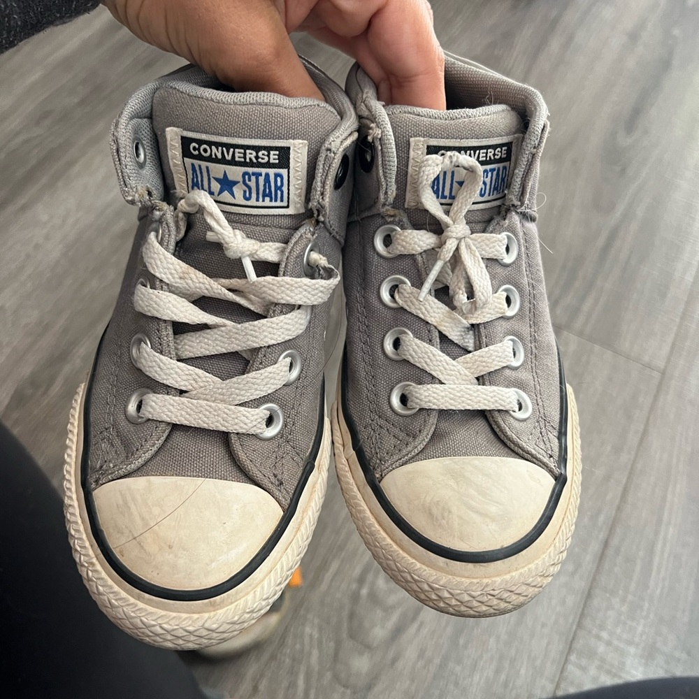 CONVERSE ALL STAR Chuck Taylor Gray High Top Sneakers Kids Size 12
